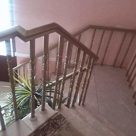 Hostel Georgia Kutaisi Ngoại thất bức ảnh